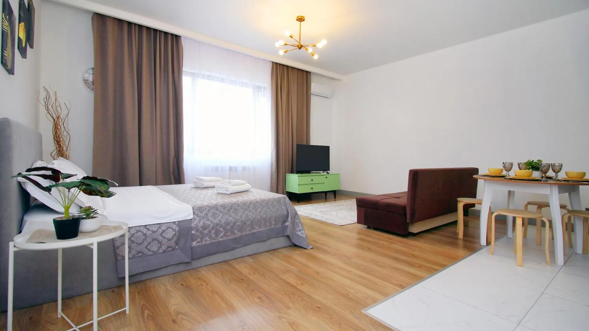 Apartmán Nostalgic В Высотке Exclusive Almaty Kazachstán